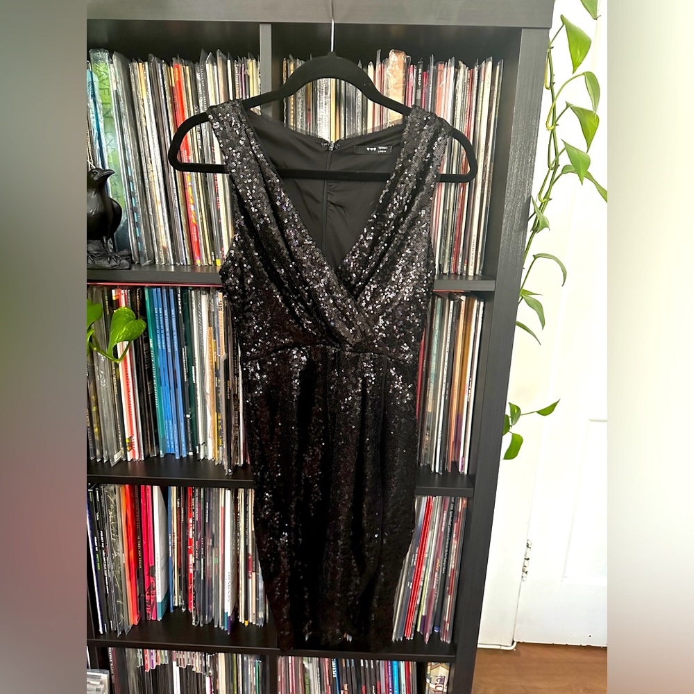 Black Sequin V Neck Mini Dress size S